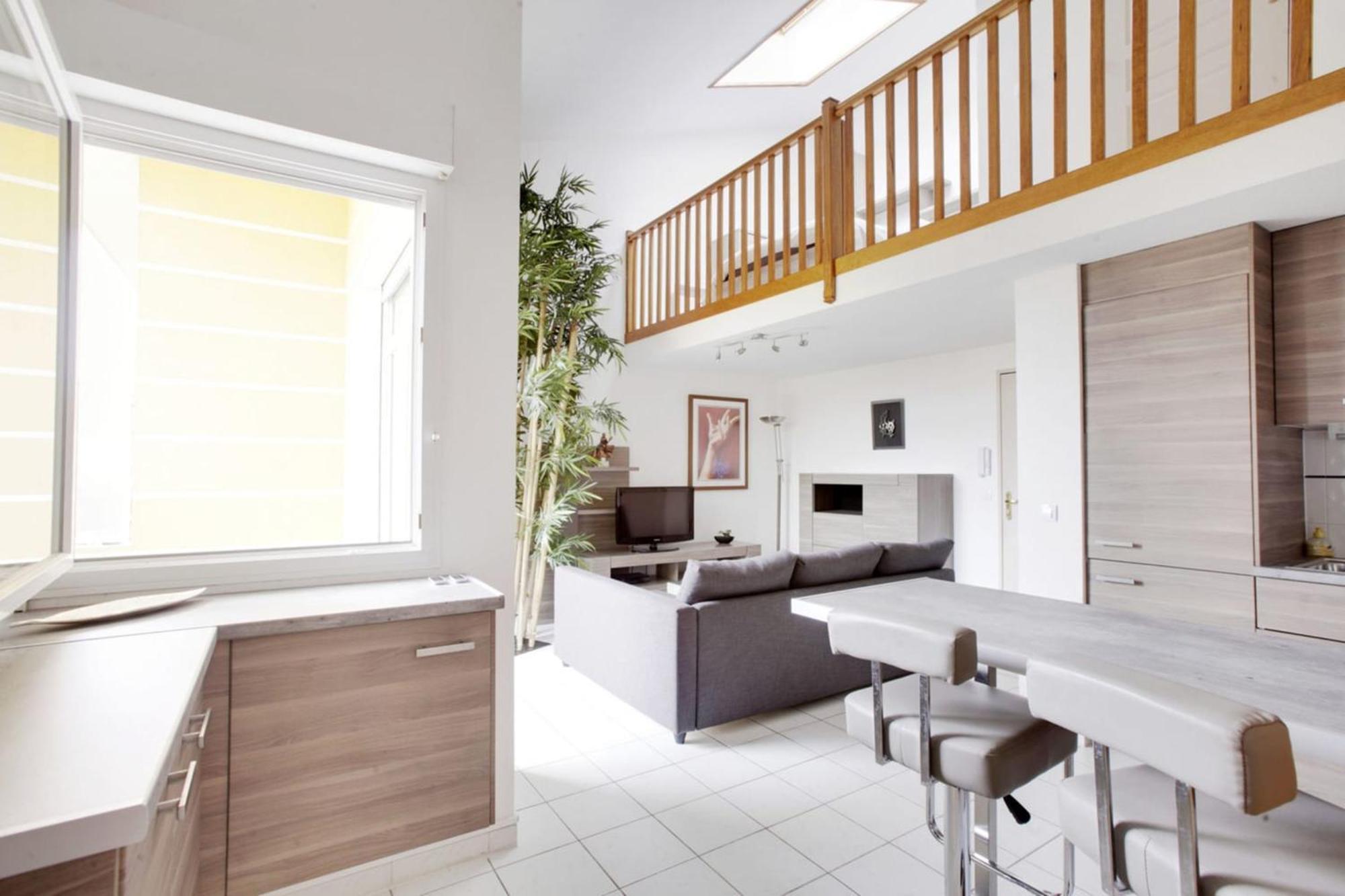 Duplex Alberti - Welkeys Lattes Bagian luar foto